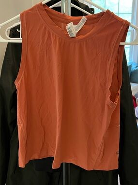 Athleta top